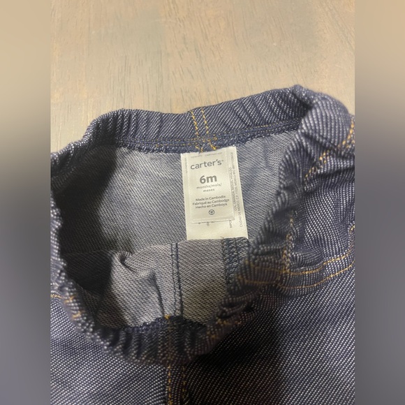 💛 NEW! • Carters • 2 piece outfit | 6 months - Picture 7 of 7